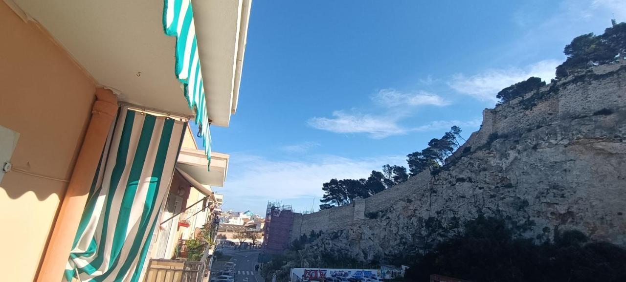 Gran Apartamento Cerca Del Mar Y Castillo Dénia Exterior foto